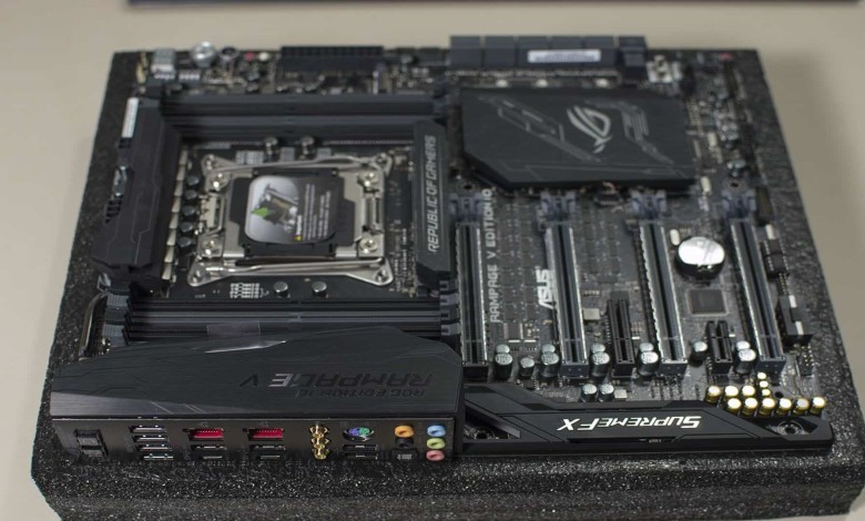 RAMPAGE V EDITION 10 vista completa de la placa base 2
