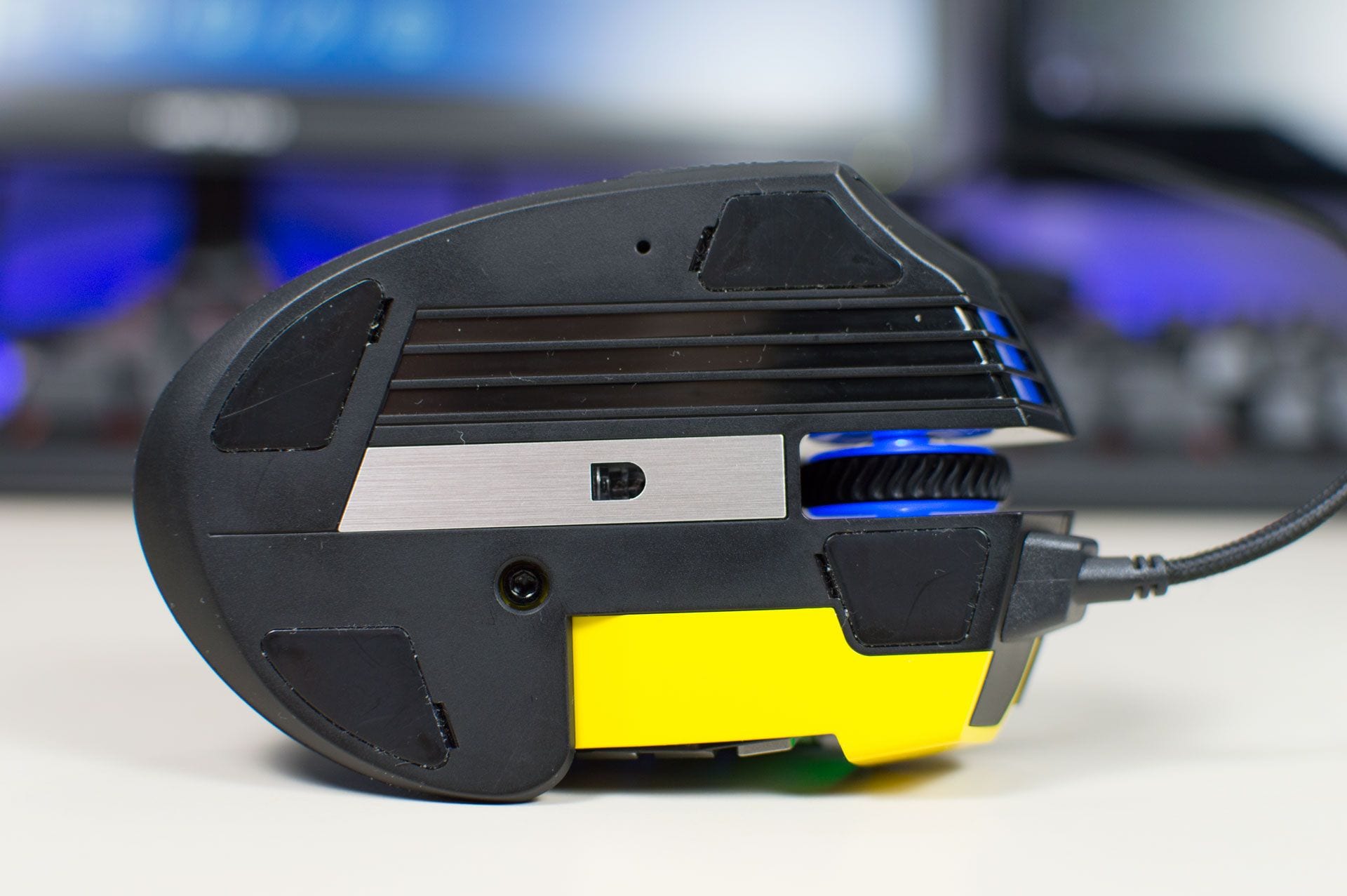 Corsair Scimitar Pro RGB