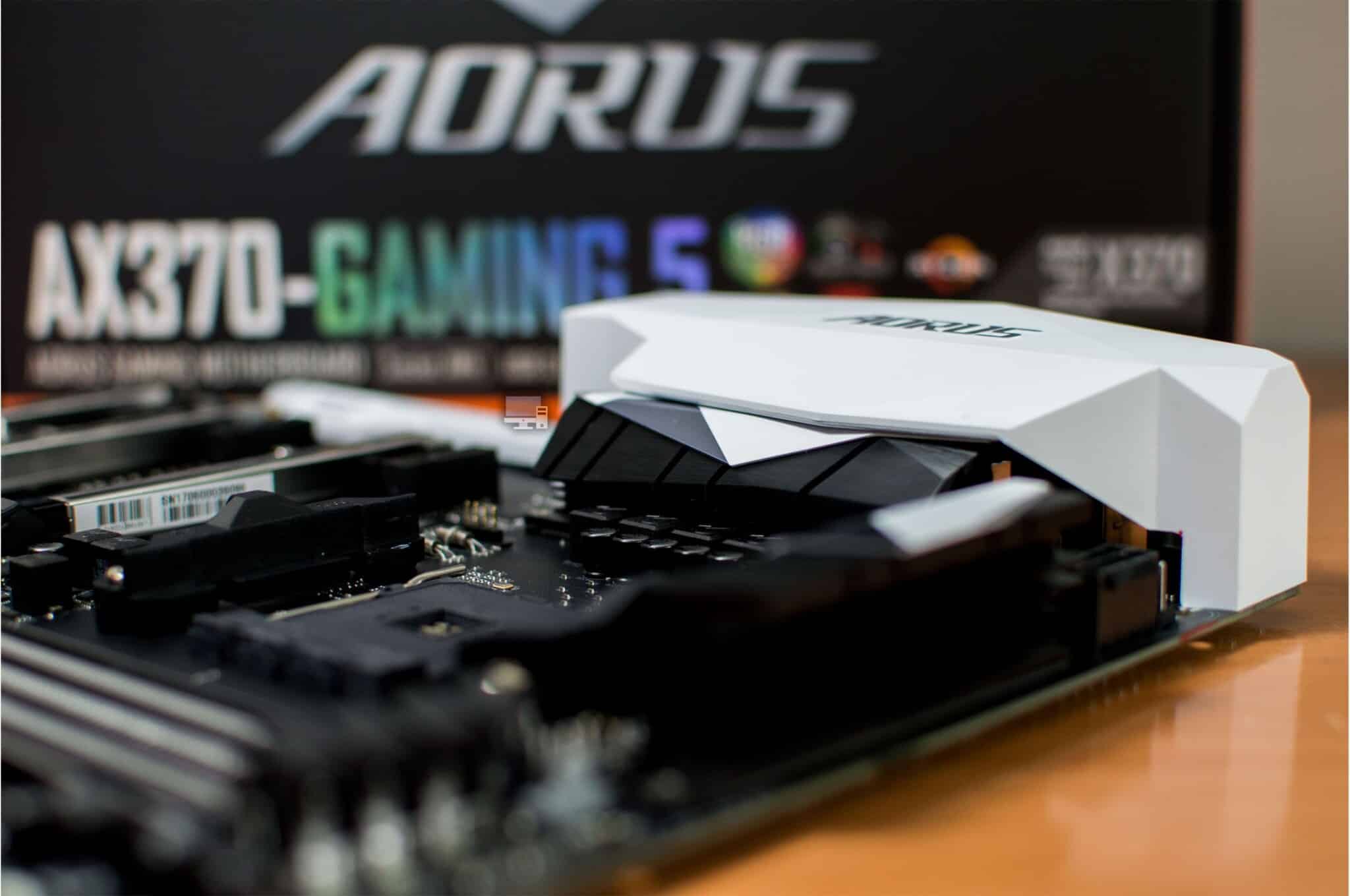 GIGABYTE Aorus AX370 Gaming5 RYZEN SideBackPlate HS scaled