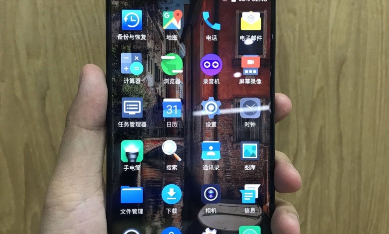 Elephone S8