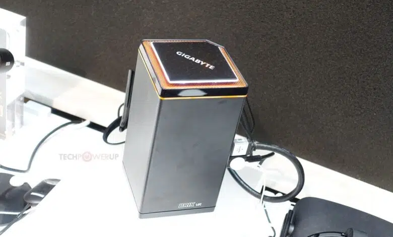 Gigabyte BRIX VR VNi7G6 1060