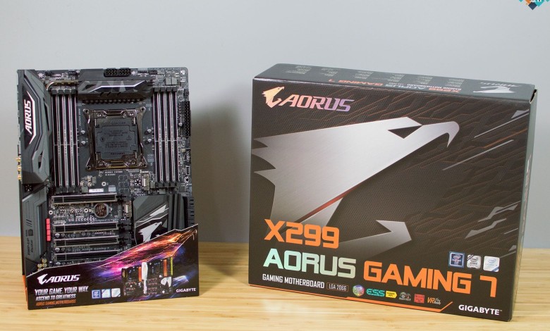 GIGABYTE AORUS X299 Gaming 7 12