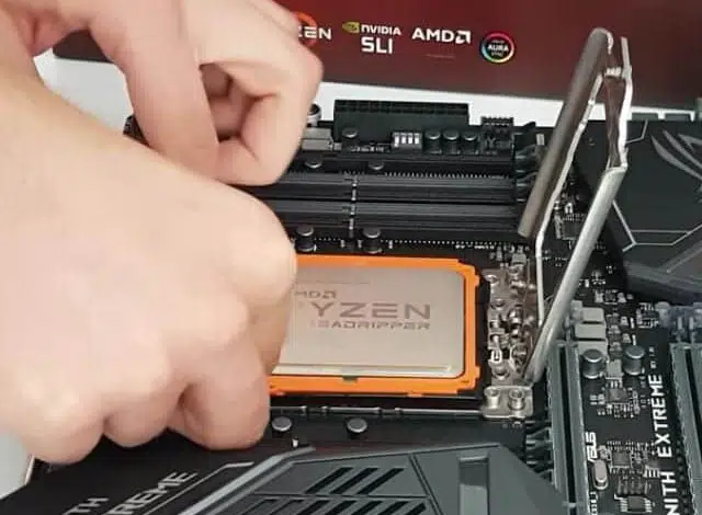 AMD Threadripper socket TR4 07