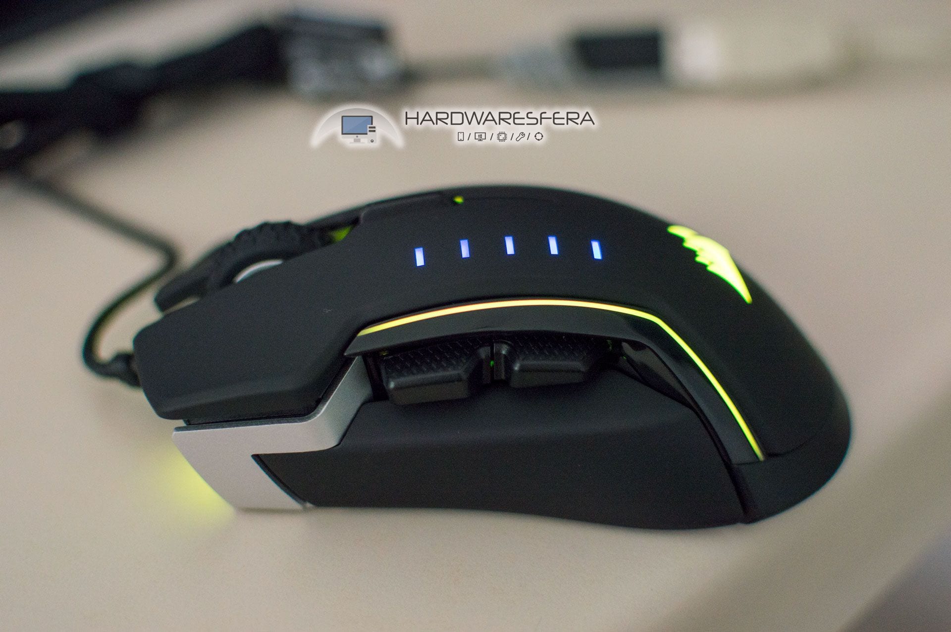 Corsair Glaive RGB 16