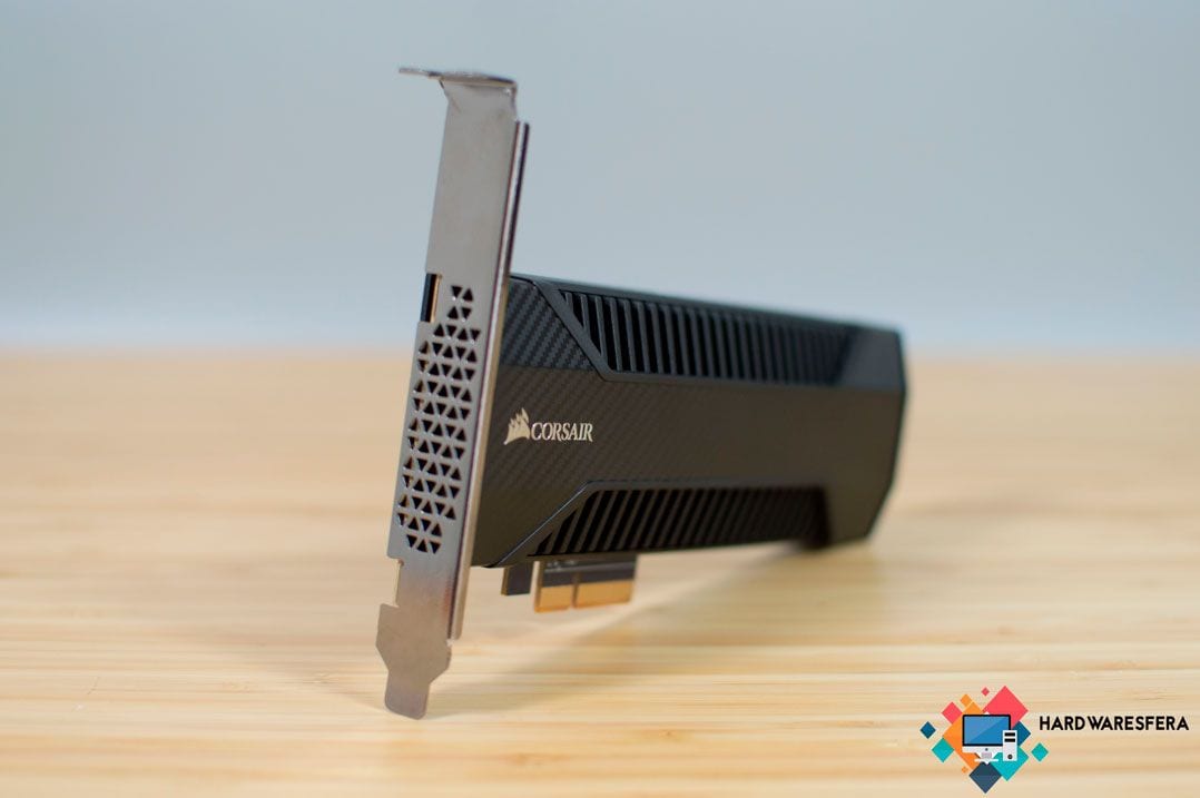 SSD Neutron NX500 corsair vista de lado hardwarsfera