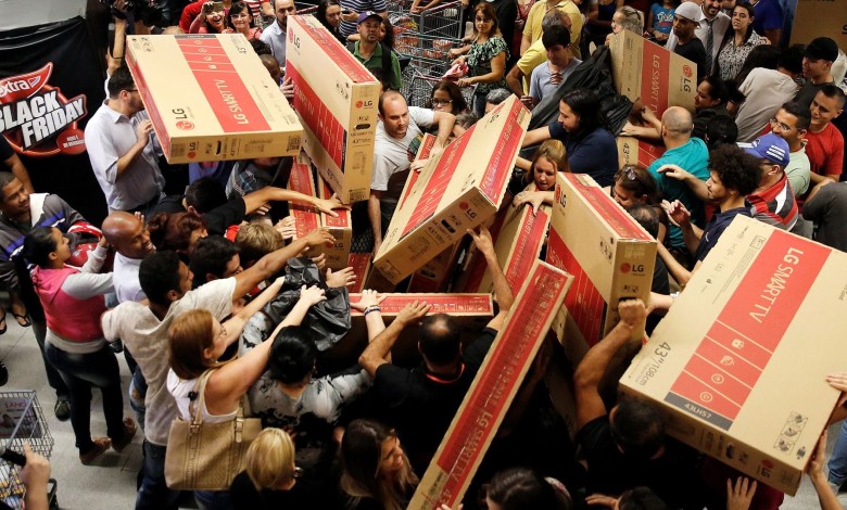 black friday locura compras escasez
