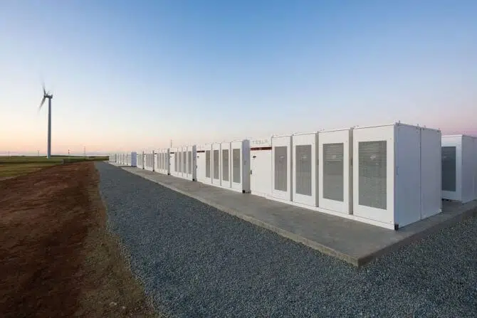 tesla bateria australia