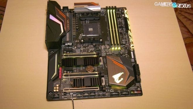 Gigabyte Aorus X470 Gaming 7 WiFi 1