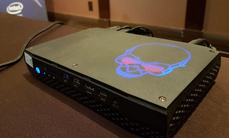 intel nuc hades canyon amd rx vega