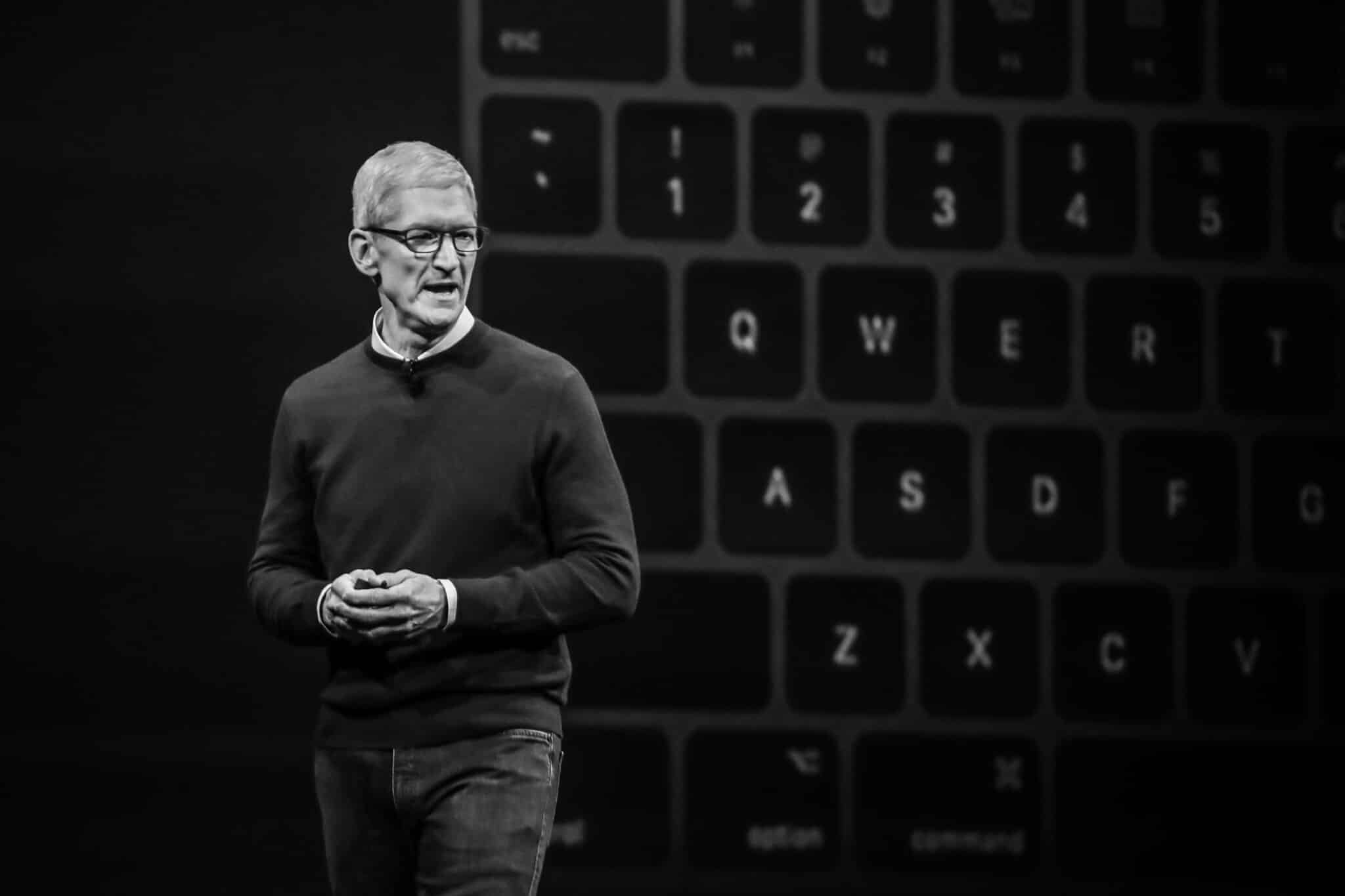 tim cook apple facebook scaled