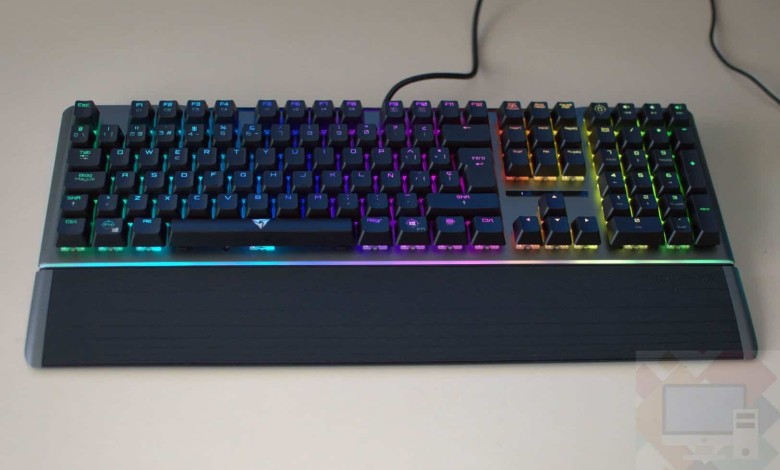 Teclado mecanico Thunderx3 AK7