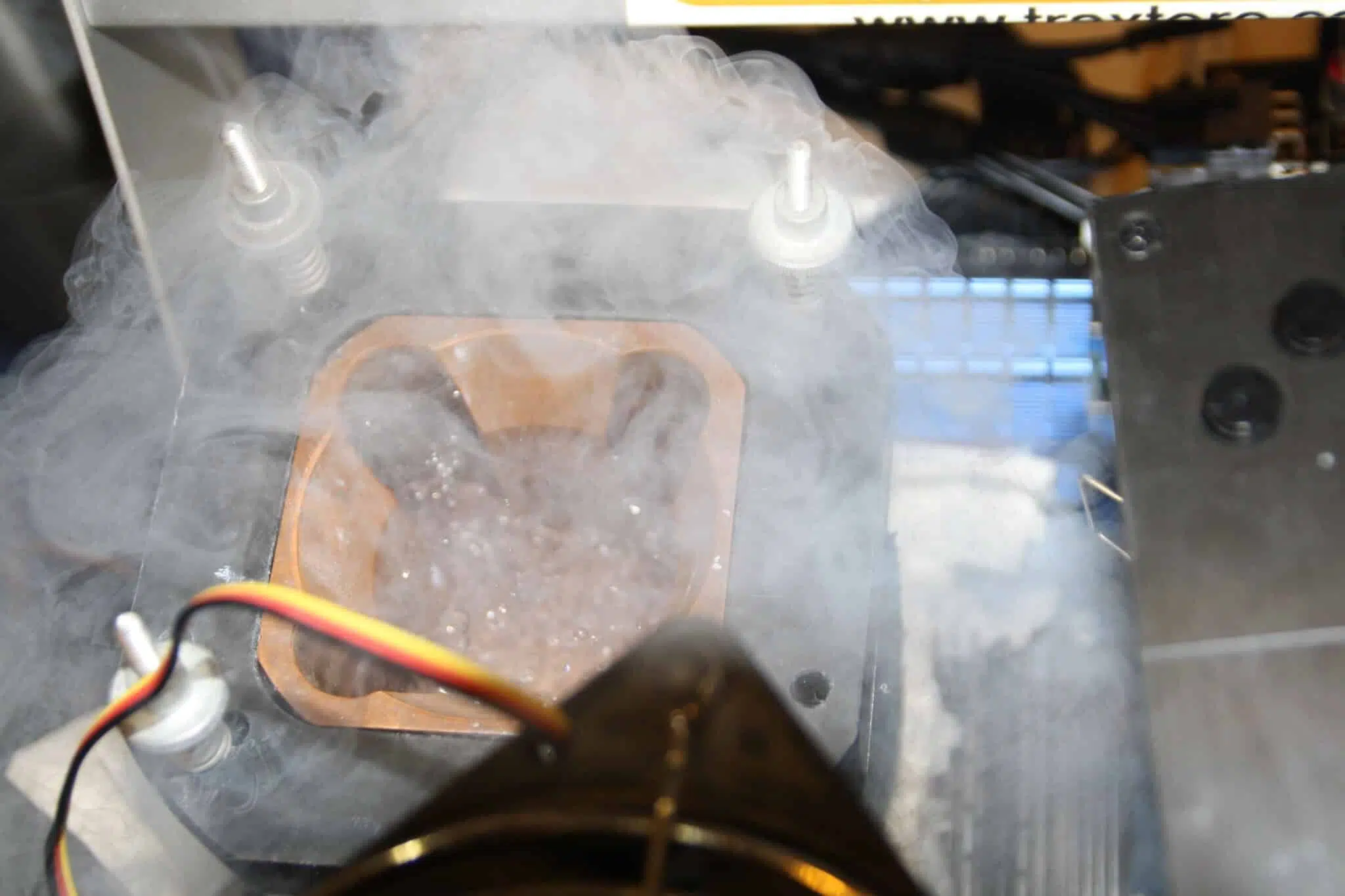 OVERCLOCKING EXTREMO NITROGENO LIQUIDO scaled