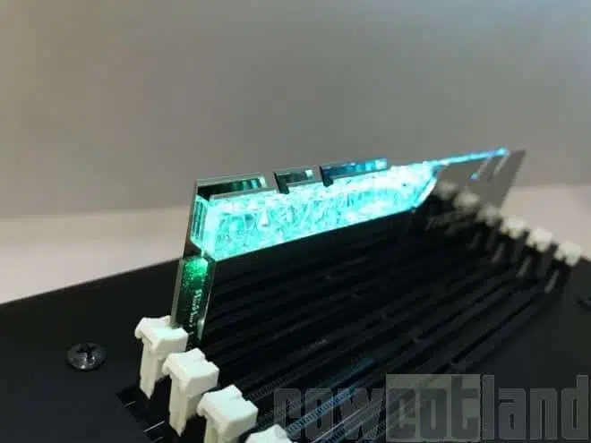skill tridentzroyalrgb