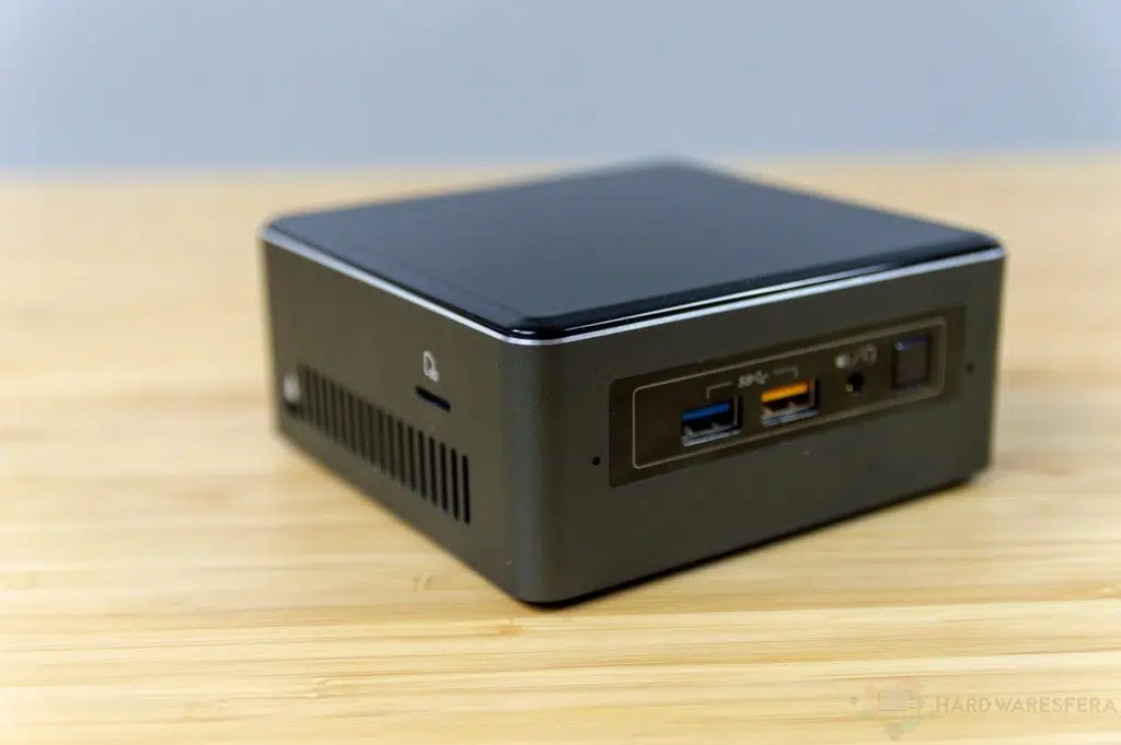 Intel NUC 7 i3 7100U 06