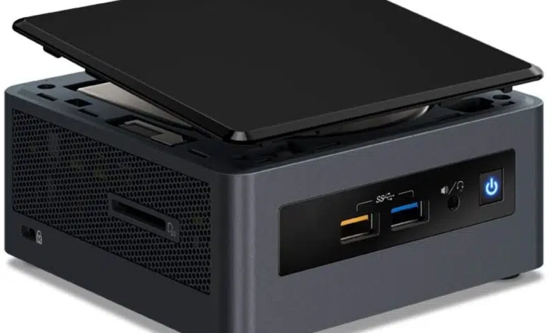 intel nuc core i3 8121u