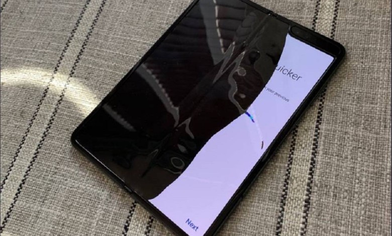 samsung galaxy fold pantalla rota