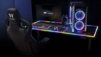 thermaltake LEVEL 20 RGB BattleStation Gaming Desk portada