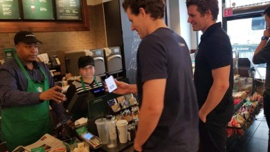 hermanos winklevoss bitcoin starbucks gemini flexa