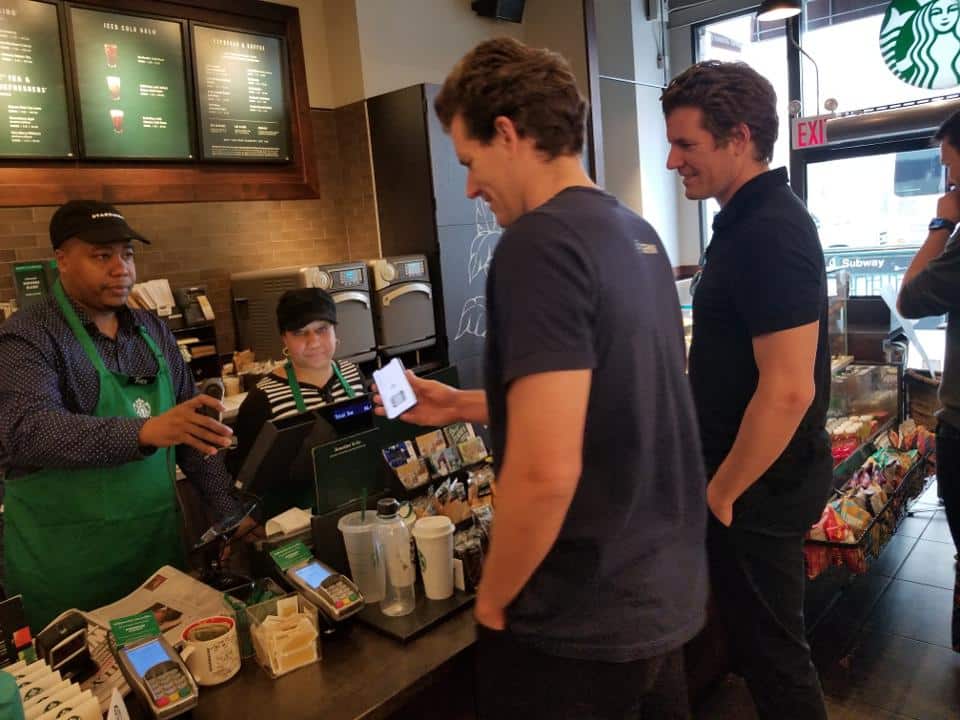 hermanos winklevoss bitcoin starbucks gemini flexa