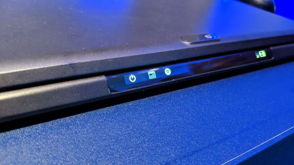 intel portatil oled
