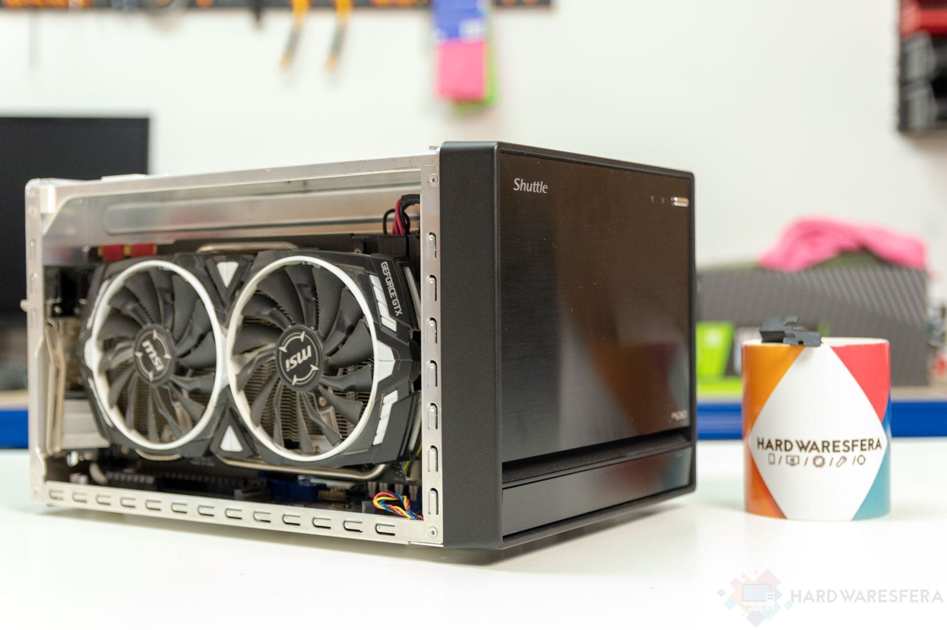 Shuttle SH370R8 barebone