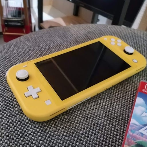 NIntendo Switch Lite Amazon