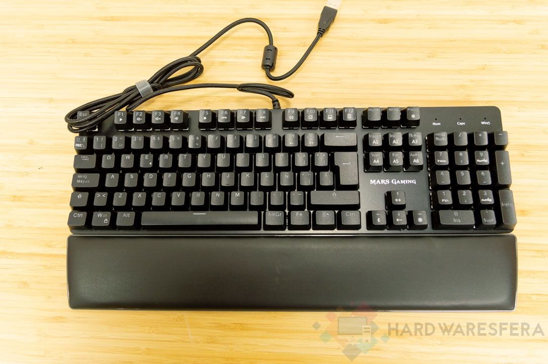 Teclado mecanico Mars Gaming MK5 montaje