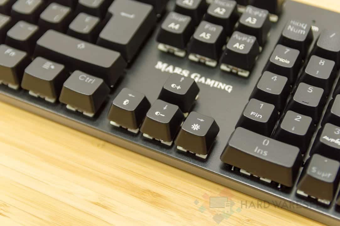 Teclado mecanico Mars Gaming MK5 gestion iluminacion