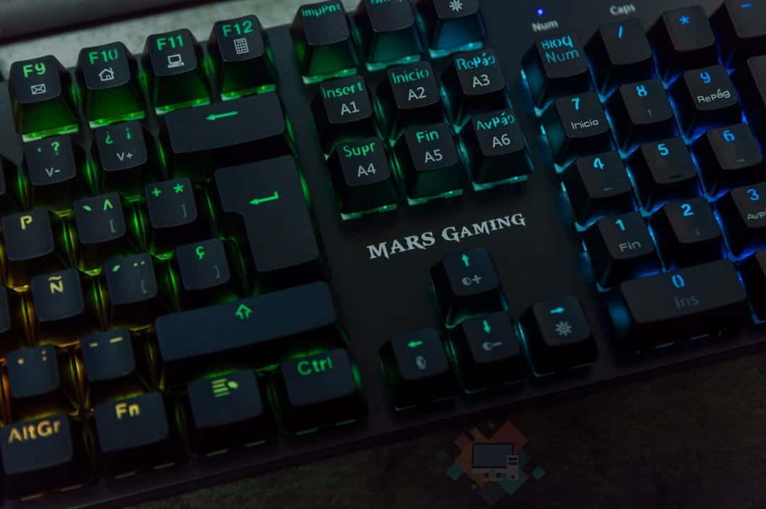 Teclado mecanico Mars Gaming MK5 rgb keycaps