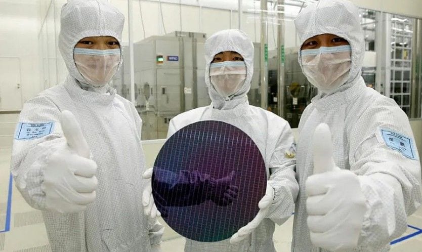 Intel recurre a Samsung para aumentar la producción de procesadores y así reducir los problemas actuales