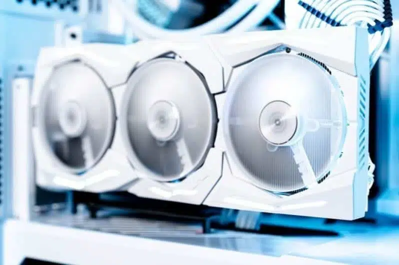 RoG Strix RTX 2080 Ti en color blanco de ASUS llegara al mercado en breve
