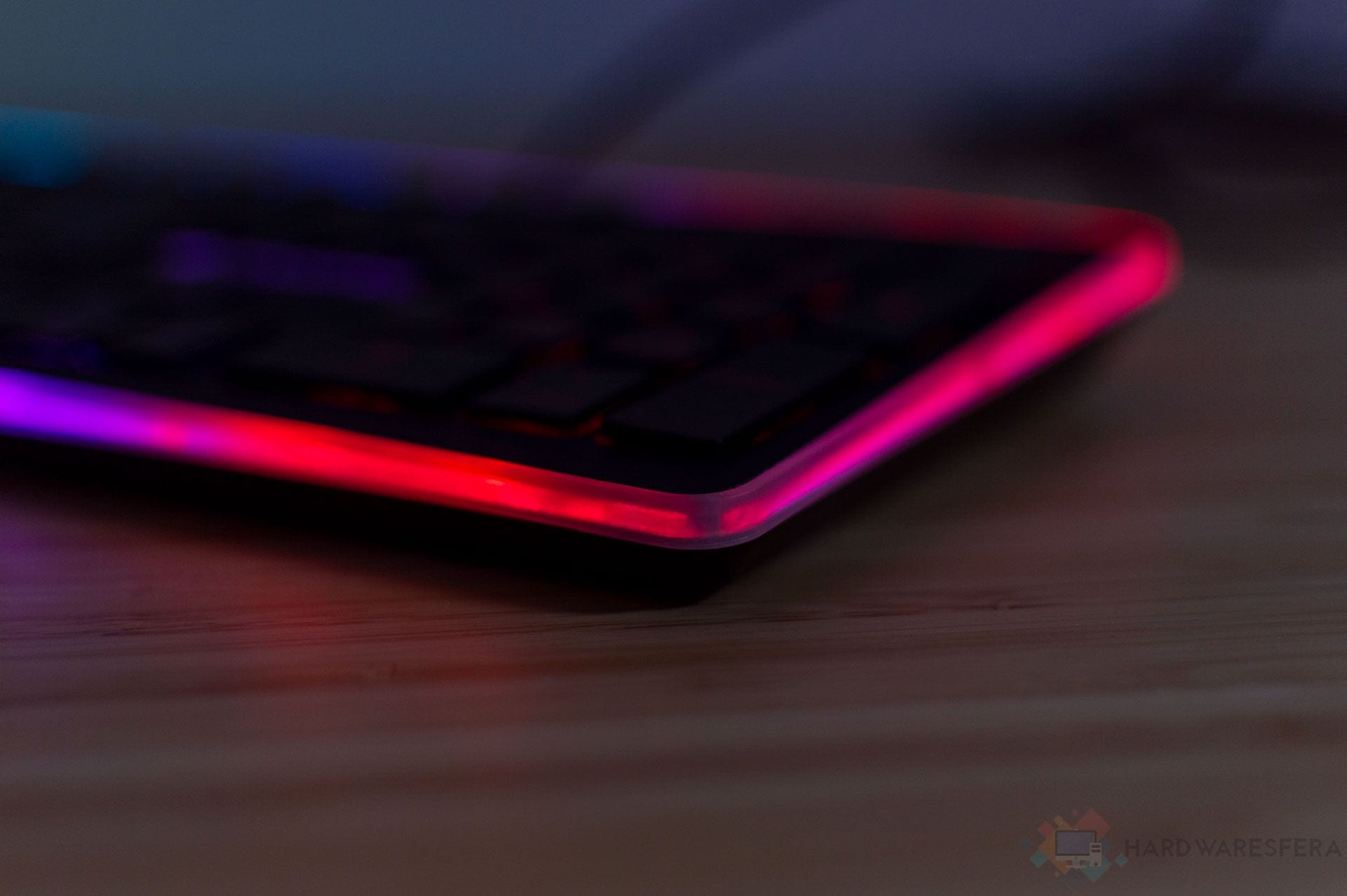 cougar vantar rgb rojo