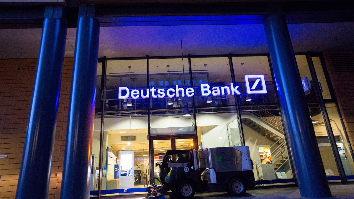 deutsche bank blockchain internet