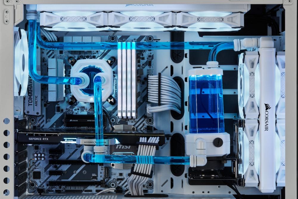 Corsair Hydro X en blanco