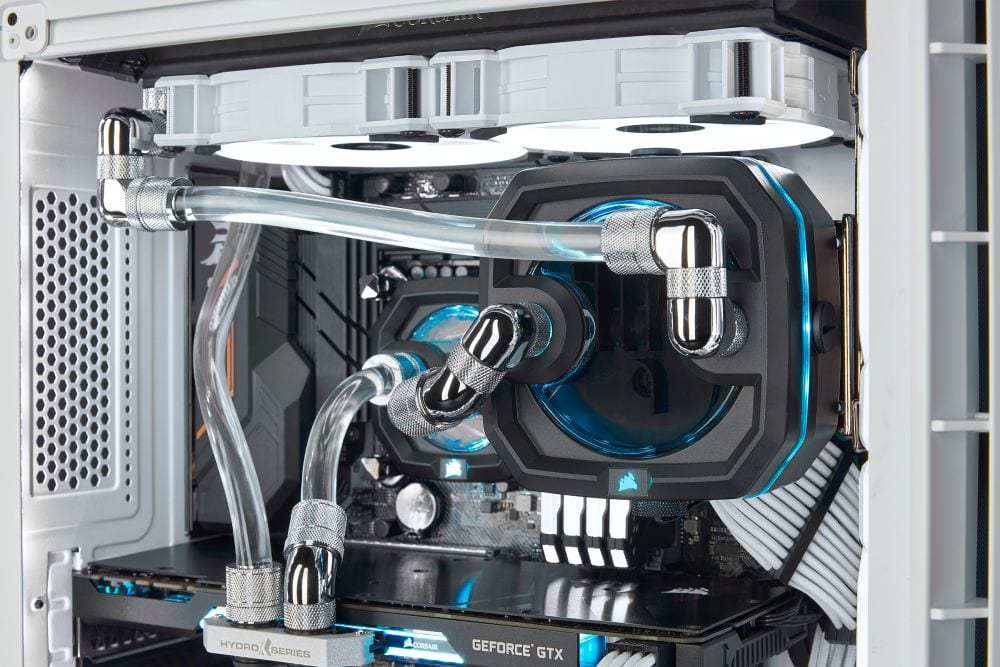 Corsair Hydro X en blanco