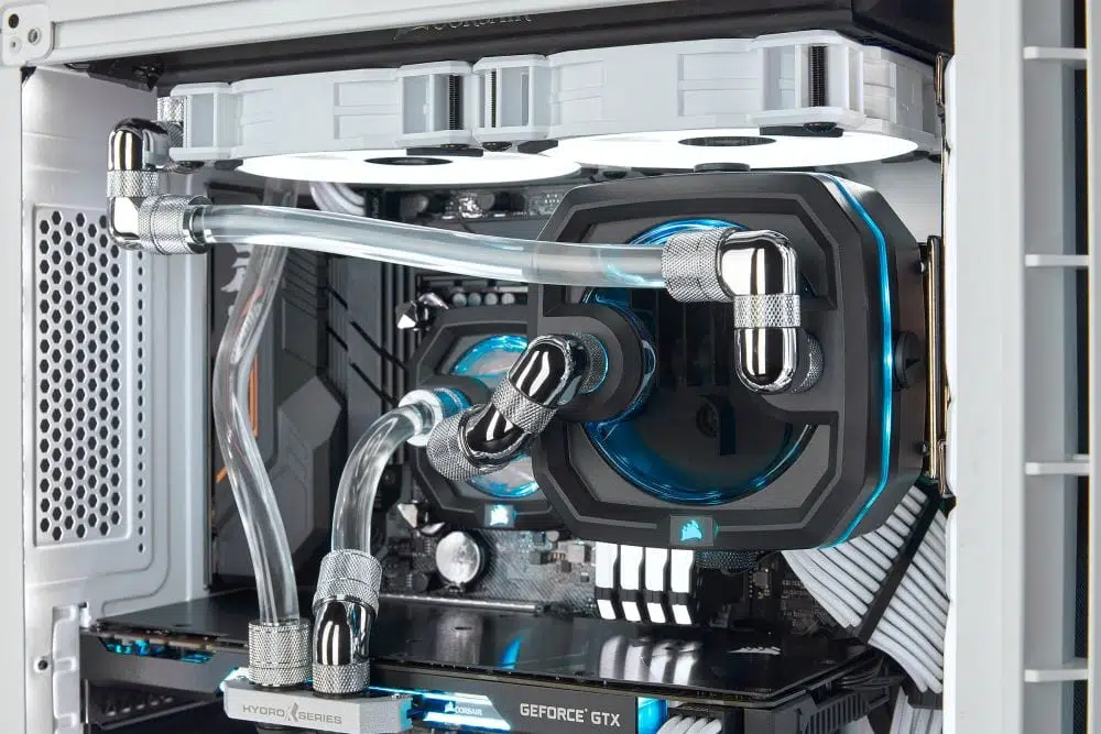 Corsair Hydro X en blanco