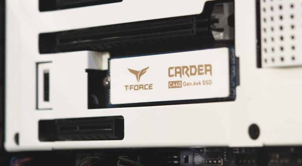 Team-Group-T-Force-CARDEA-Ceramic-C440-pcie-4.0