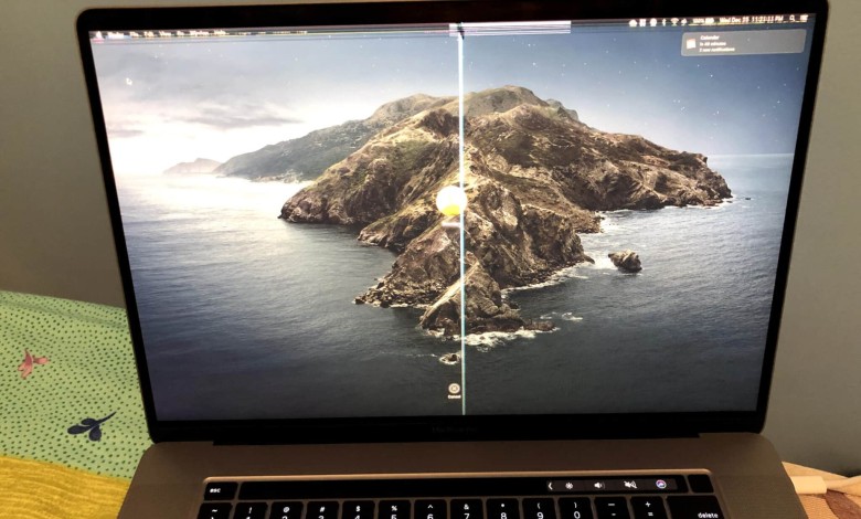 apple-macbook-webcam-pantalla-rota