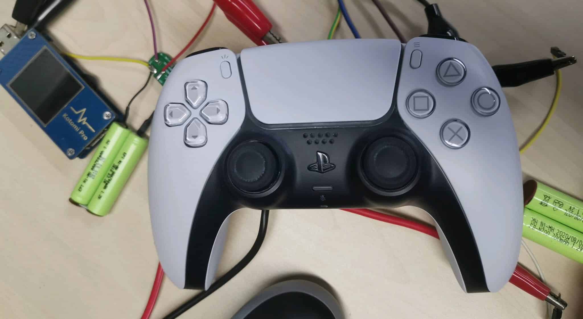 mando-ps5-bateria-mando-ps5-cuando-dura-la-bateria-del-mando-de-ps5-es-la-bateria-del-mando-de-ps5-mejor-que-el-de-ps4-sony-dualsense-sixaxis-dualshock-5