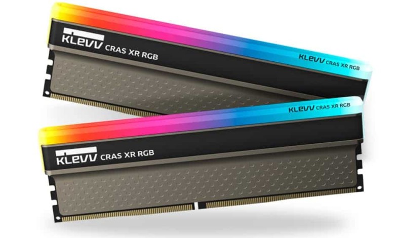 RAM-DDR4-Cras-XR-RGB-Bolt-XR