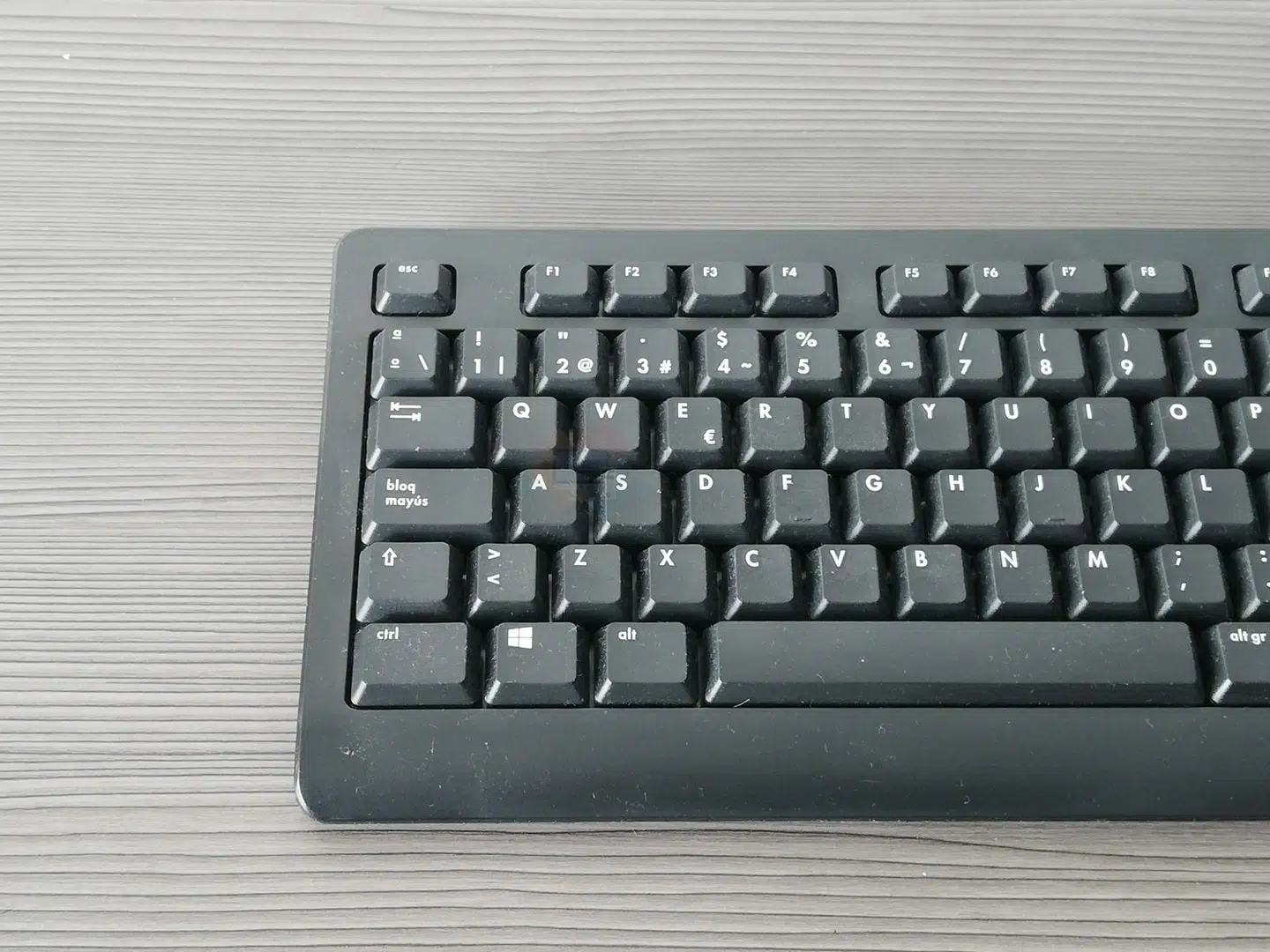 combo-teclado-raton-trust-primo-detalle-teclas