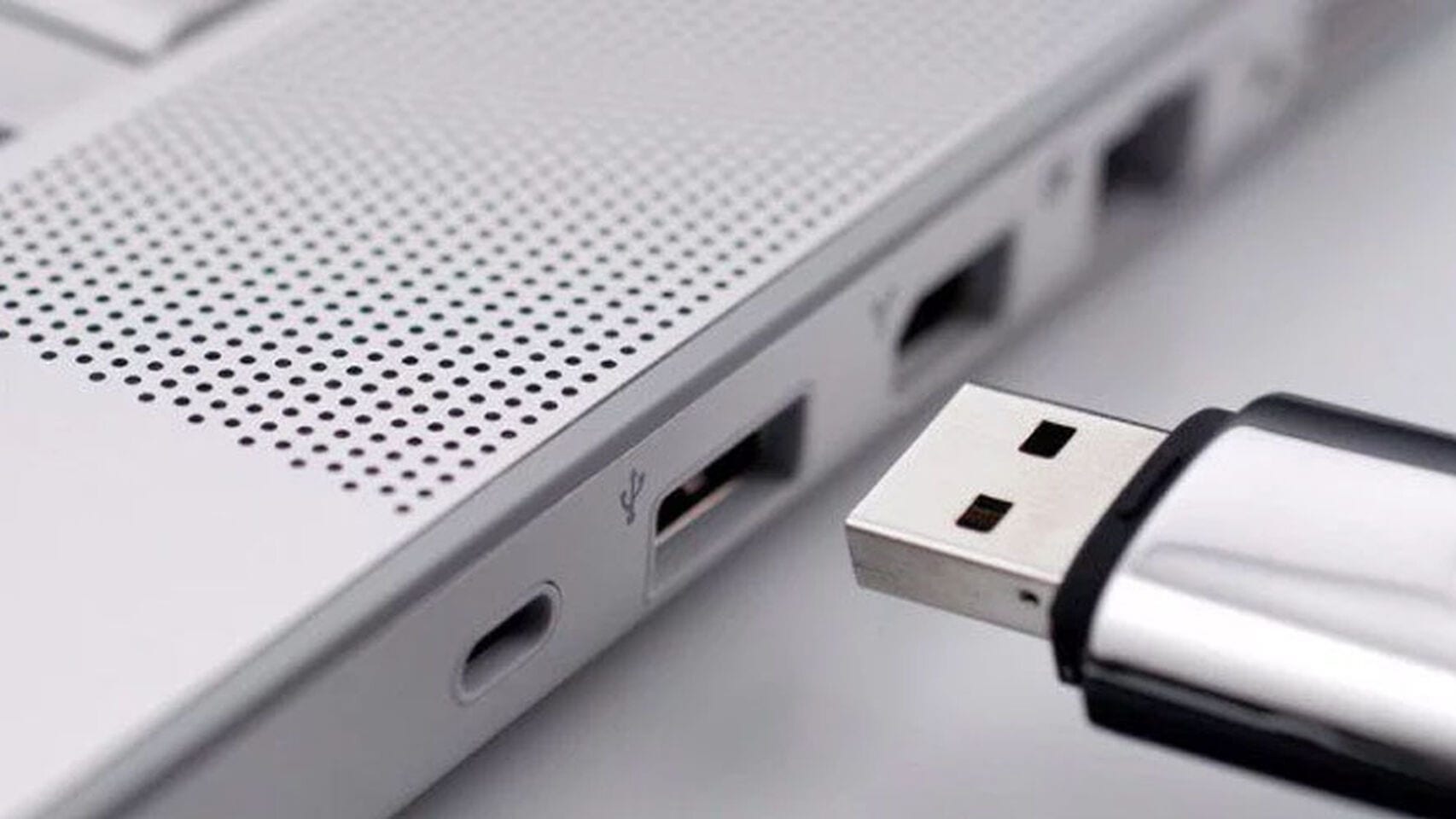 puerto-usb-conector
