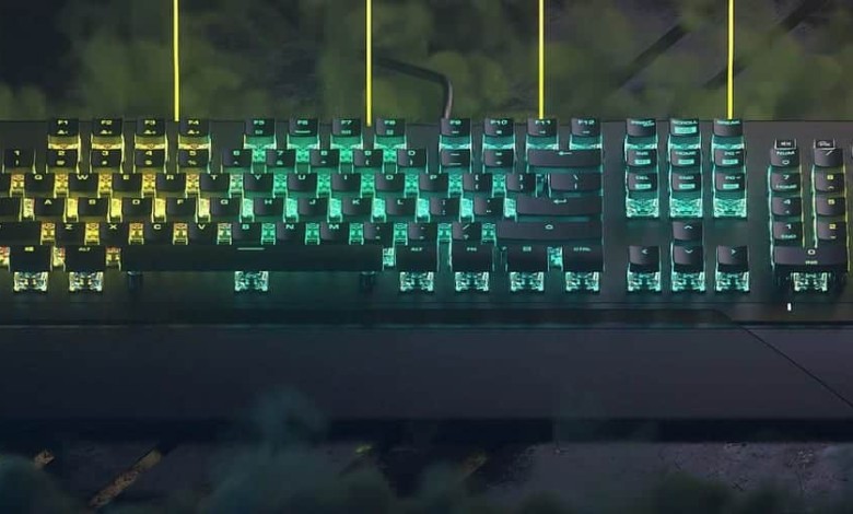 roccat-vulcan-pro-teclado-gaming-rgb optical switch titan