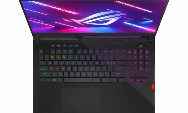 ASUS RoG Strix SCAR 17 teclado