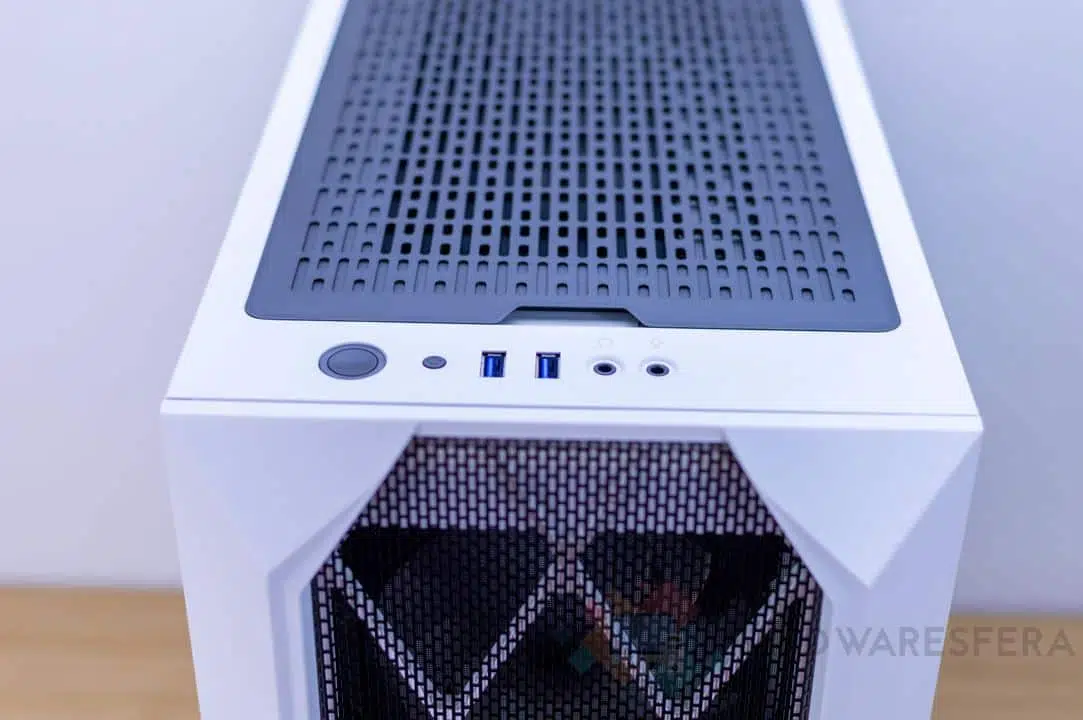 Caja NFORTEC SYNISTRA conectividad frontal