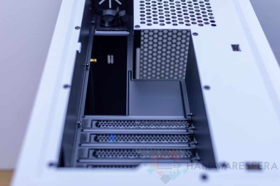 Caja NFORTEC SYNISTRA puestos placa base