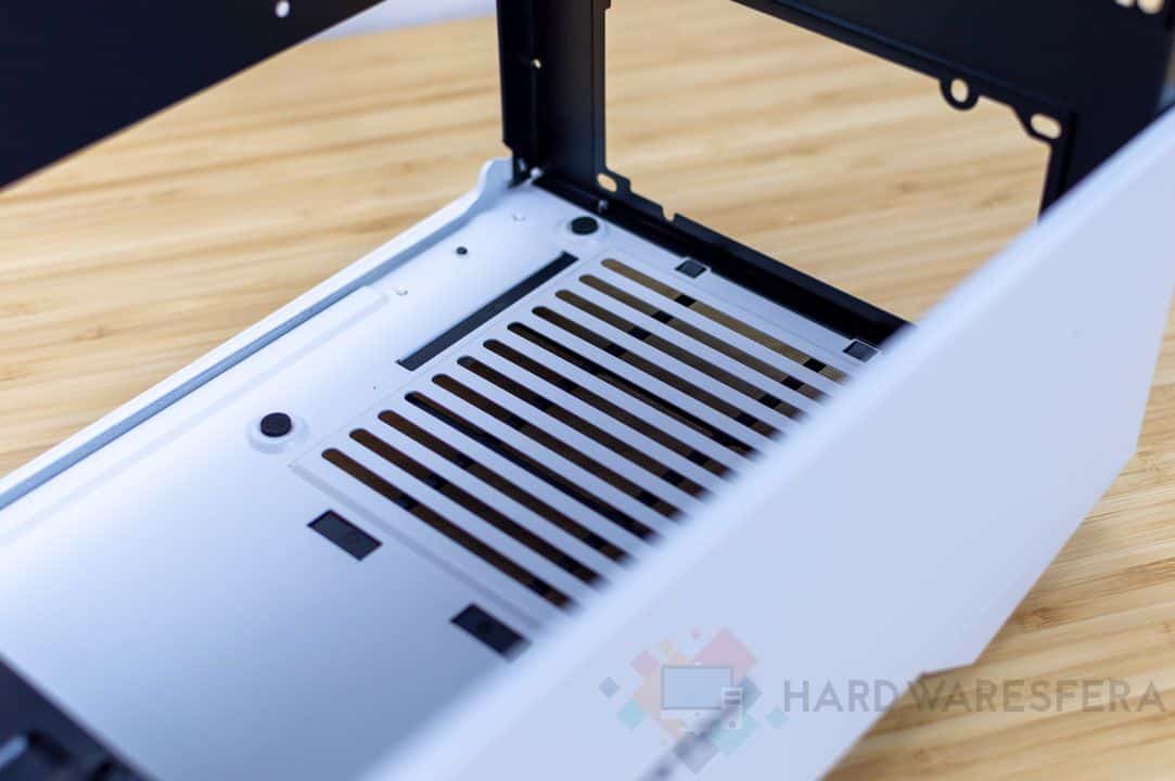 Caja NFORTEC SYNISTRA espacio fuente alimentacion