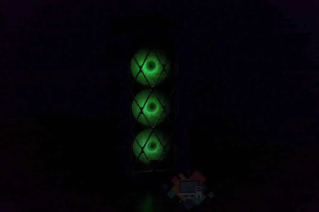 Caja NFORTEC SYNISTRA iluminación rgb frontal