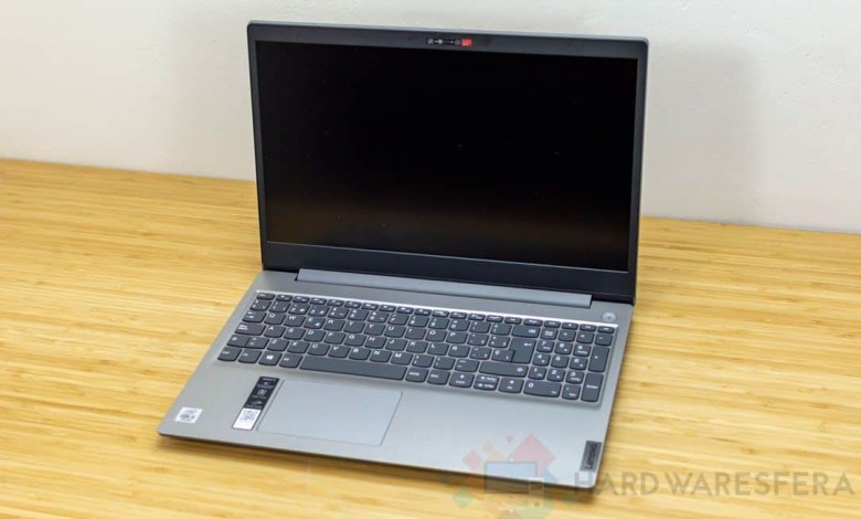 Portatil LENOVO IDEAPAD 3 15IIL05 imagen general portatil abierto