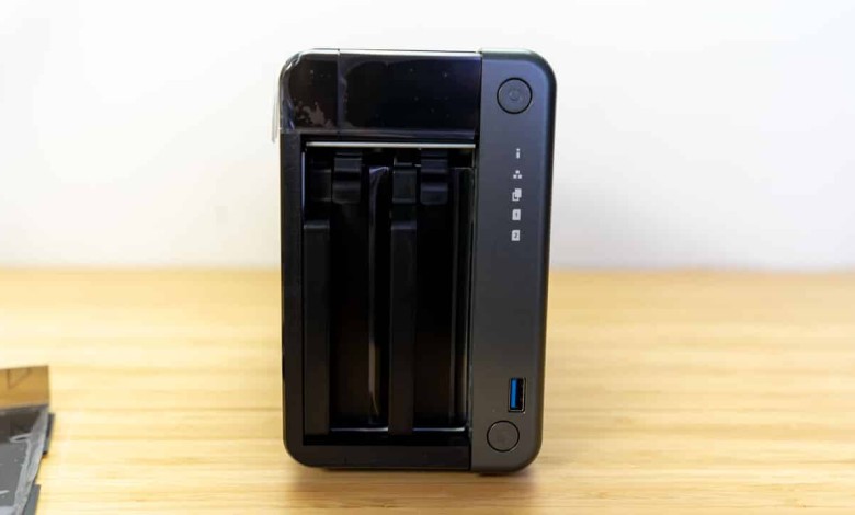 NAS QNAP TS-253D 2 bahias_07 until domestico pequeñas empresas